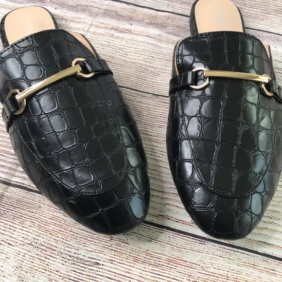 Black Mule Slides Size:8 - Picture 5 of 10